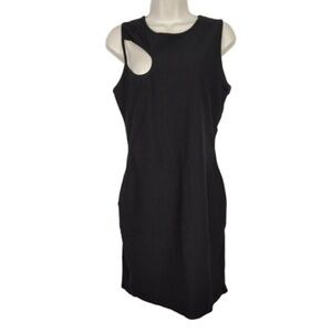 Socialite Black Dress NWOT size medium ( has deodorant mark in back